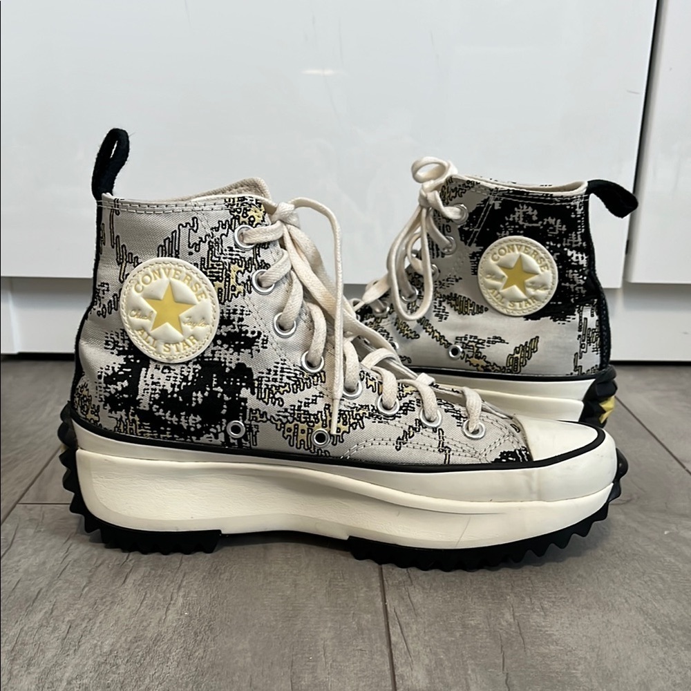 NWOT CONVERSE Run Star Hike High Floral Jacquard Fusion Sneakers, Size 8 - Picture 5 of 12